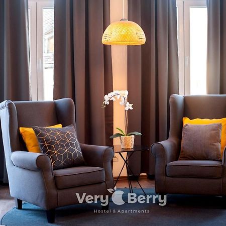 Very Berry - Garbary 27 - Apartament Z Balkonem, Old City, Check In 24H Appartement Poznań Buitenkant foto